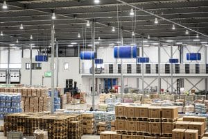 Logistikzentrum Welkoop, ausgestattet mit Industrie-Luftreinigern